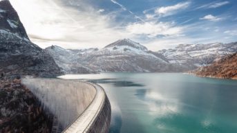 St. Gallen Business Review: Investing in the Infrastructure Asset Class - mobile